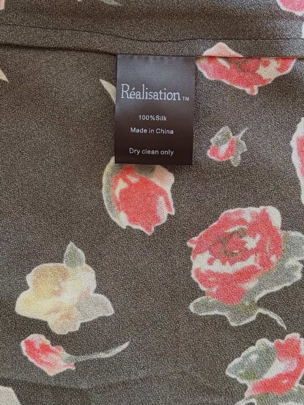 Realisation Par Fleur in Stealing Beauty 100% Silk - Picture 7 of 7